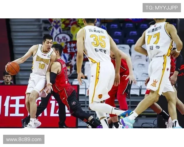 深圳逆袭山西迎11连胜 广东跌出前4